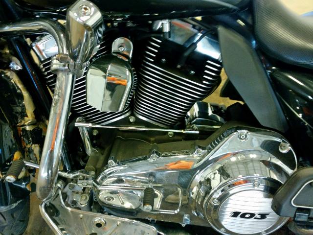 1HD1KEM17DB678588 - 2013 HARLEY-DAVIDSON FLHTK ELEC BLACK photo 7