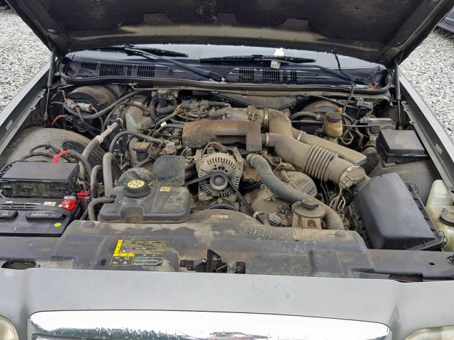 2FAFP73WX3X121483 - 2003 FORD CROWN VICT GRAY photo 7