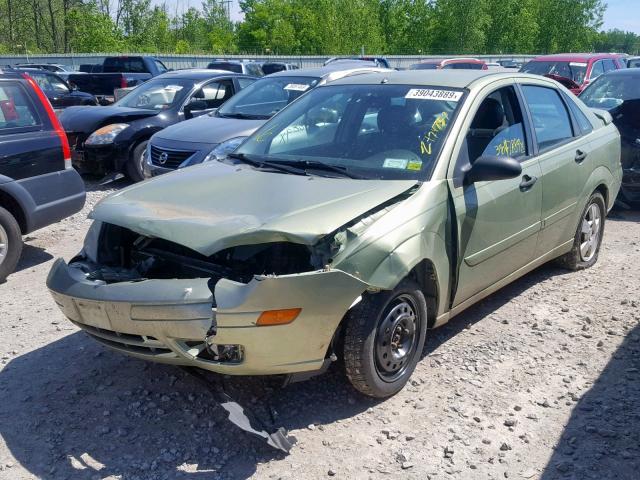 1FAHP34N57W252037 - 2007 FORD FOCUS ZX4 GREEN photo 2