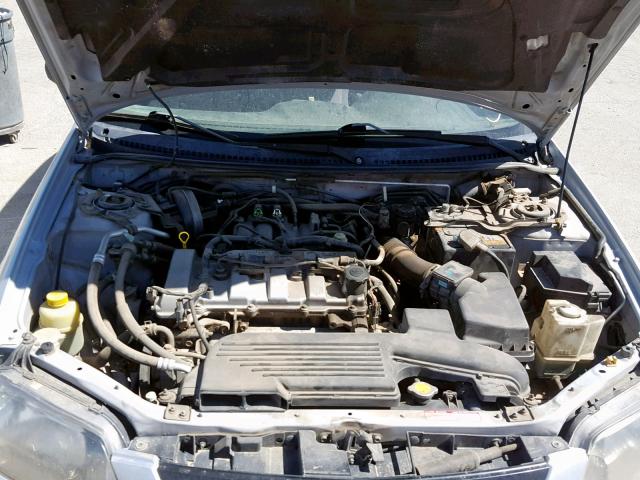 JM1BJ225730148564 - 2003 MAZDA PROTEGE DX SILVER photo 7