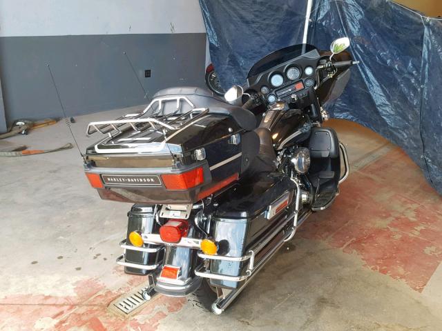 1HD1FCW173Y638903 - 2003 HARLEY-DAVIDSON FLHTCUI BLACK photo 4