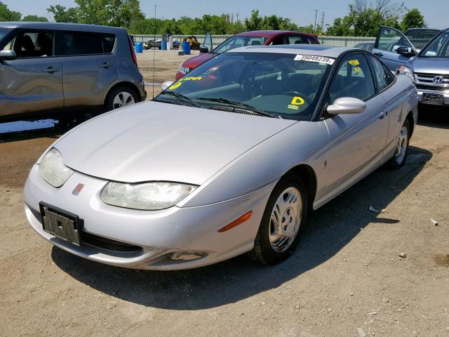 1G8ZY12761Z115919 - 2001 SATURN SC2 SILVER photo 2