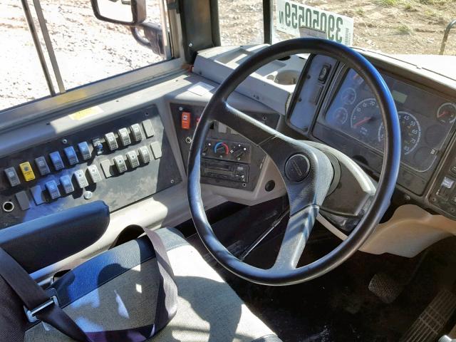 4UZAAXDD75CN78699 - 2005 FREIGHTLINER CHASSIS FS 黄色 照片 9