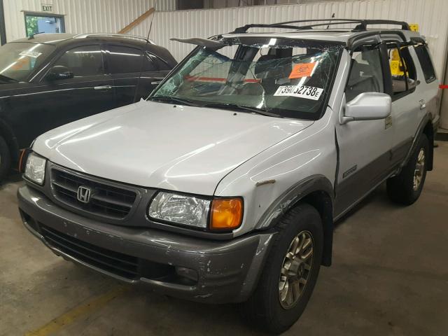 4S6DM58W324402458 - 2002 HONDA PASSPORT E 银色 照片 2