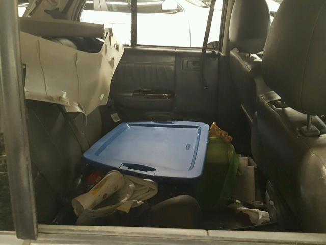 4S6DM58W324402458 - 2002 HONDA PASSPORT E 银色 照片 6