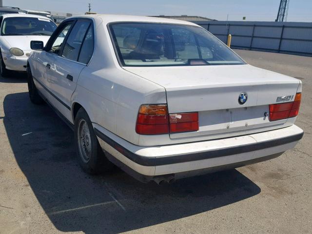 WBAHE6312RGF26663 - 1994 BMW 540 I AUTO WHITE photo 3