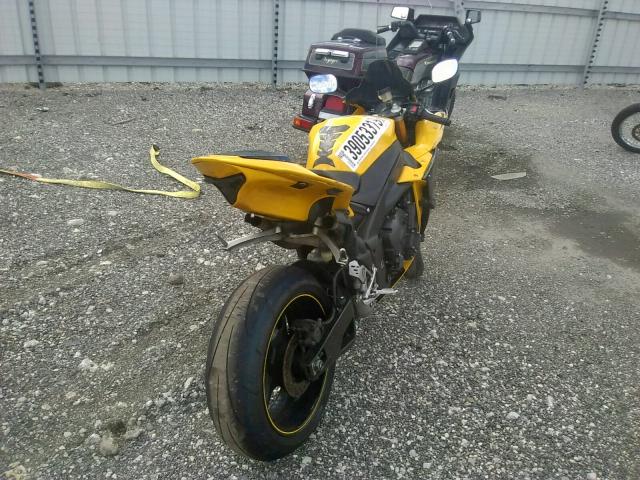 JYARN23E69A001264 - 2009 YAMAHA YZFR1 YELLOW photo 4