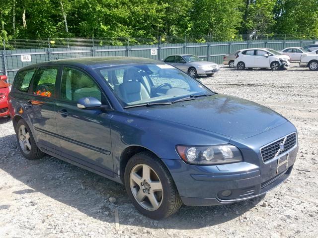 YV1MJ682X52068741 - 2005 VOLVO V50 T5 BLUE photo 1