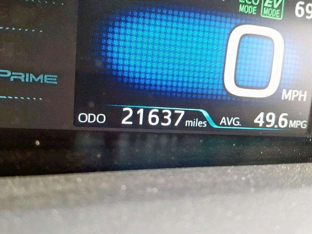 JTDKARFP6H3059644 - 2017 TOYOTA PRIUS PRIM 白色 照片 8