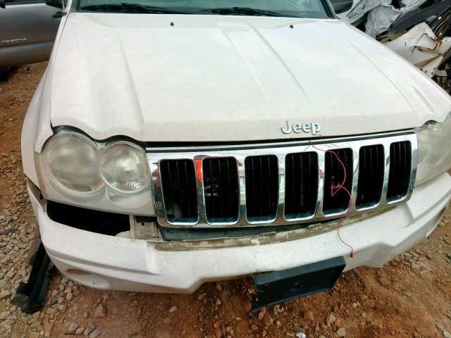 1J4HR58N85C503135 - 2005 JEEP GRAND CHER WHITE photo 9