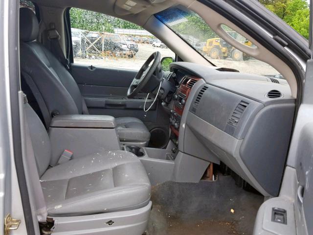 1D4HB48N66F125811 - 2006 DODGE DURANGO SL SILVER photo 5