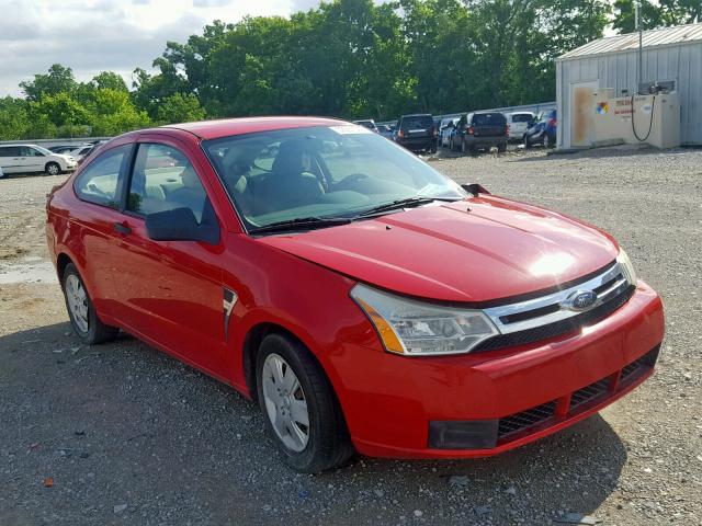 1FAHP32N38W286031 - 2008 FORD FOCUS S/SE RED photo 1