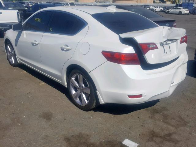 19VDE1F79EE008828 - 2014 ACURA ILX 20 TEC WHITE photo 3