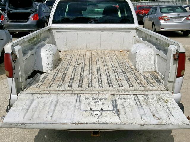 1GTCS19W318211961 - 2001 GMC SONOMA WHITE photo 6