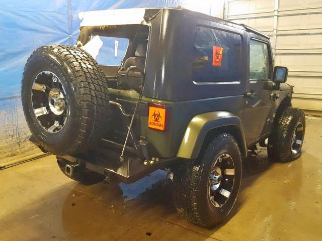 1J4FA54108L622030 - 2008 JEEP WRANGLER S GREEN photo 4