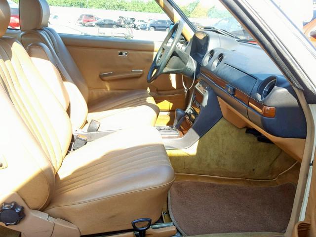 WDBAB53A5FA222504 - 1985 MERCEDES-BENZ 300 CDT TAN photo 5