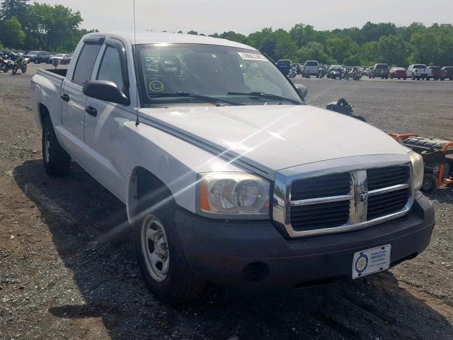 1D7HW28N45S158954 - 2005 DODGE DAKOTA QUA WHITE photo 1