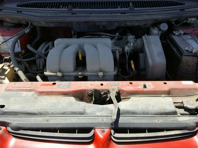 2B4FP25B6YR782167 - 2000 DODGE CARAVAN RED photo 7