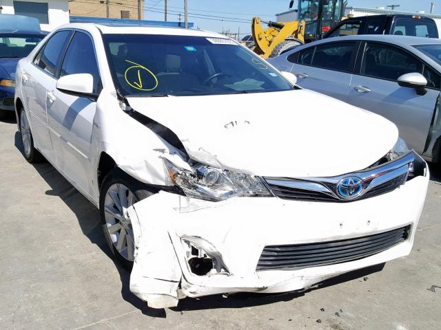 4T1BD1FK3CU058933 - 2012 TOYOTA CAMRY HYBR WHITE photo 1