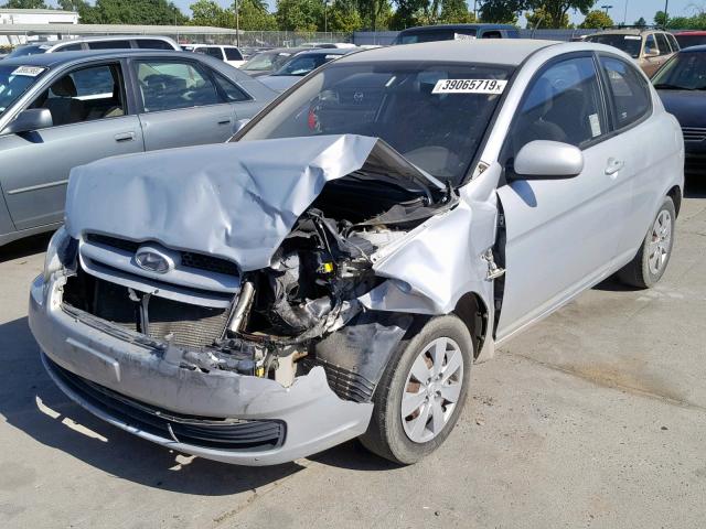 KMHCM3AC7BU195324 - 2011 HYUNDAI ACCENT GL SILVER photo 2