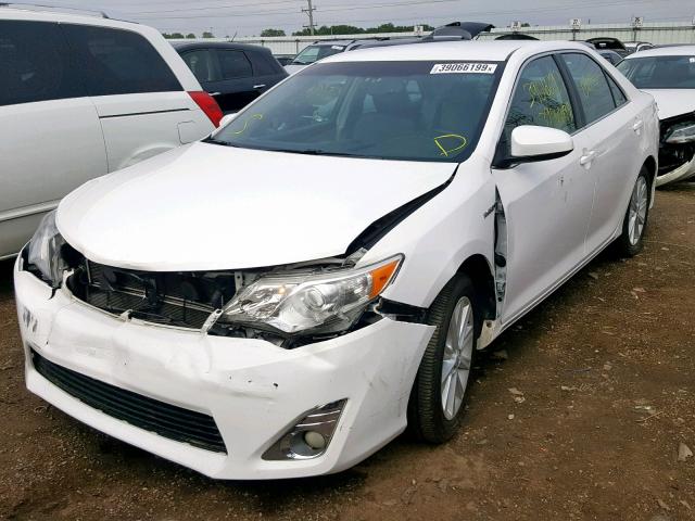 4T1BD1FK8EU129692 - 2014 TOYOTA CAMRY HYBR WHITE photo 2