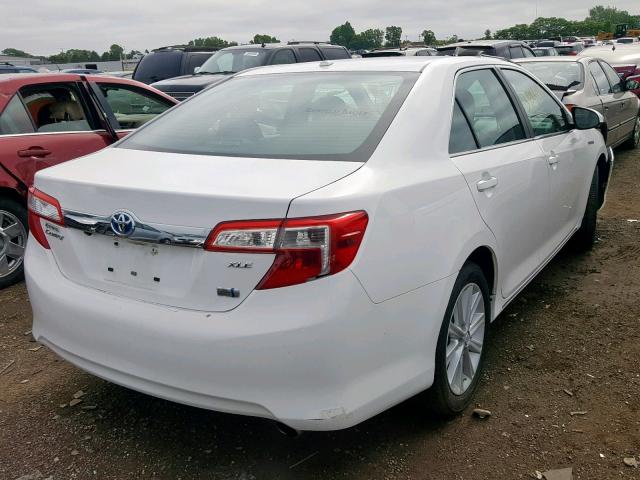 4T1BD1FK8EU129692 - 2014 TOYOTA CAMRY HYBR WHITE photo 4