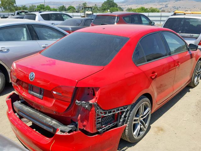 3VW2K7AJ3EM310521 - 2014 VOLKSWAGEN JETTA BASE RED photo 4
