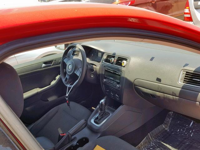 3VW2K7AJ3EM310521 - 2014 VOLKSWAGEN JETTA BASE RED photo 5