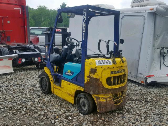 566218A - 2003 KMTS FORKLIFT TWO TONE photo 3