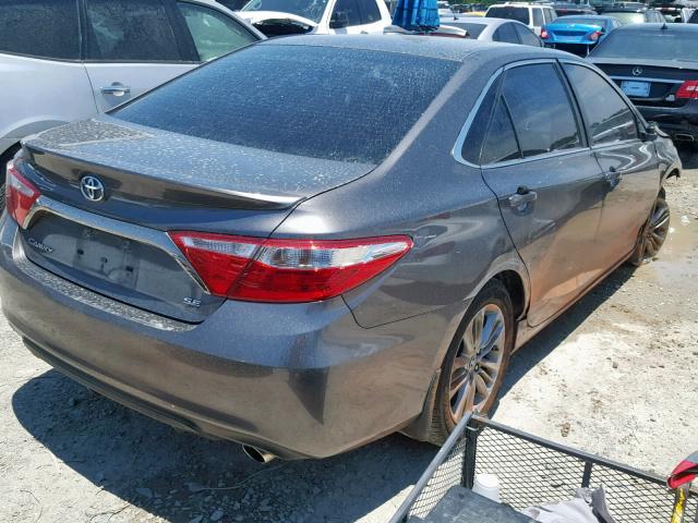 4T1BF1FK0FU066826 - 2015 TOYOTA CAMRY LE GRAY photo 4