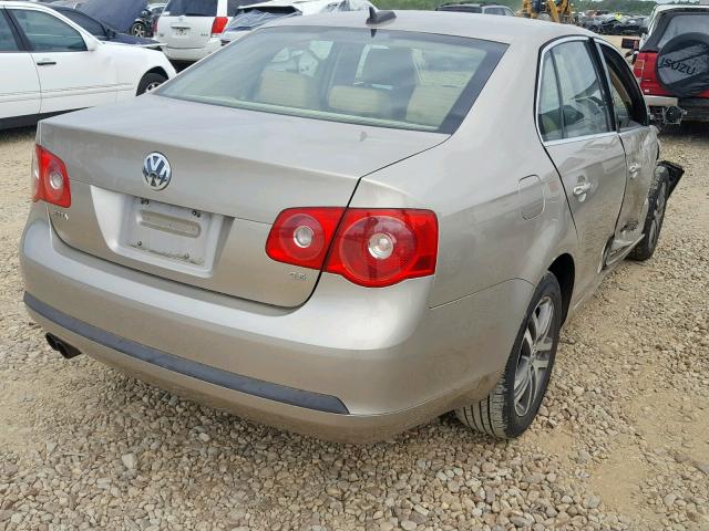 3VWSF81K66M756411 - 2006 VOLKSWAGEN JETTA 2.5 GOLD photo 4