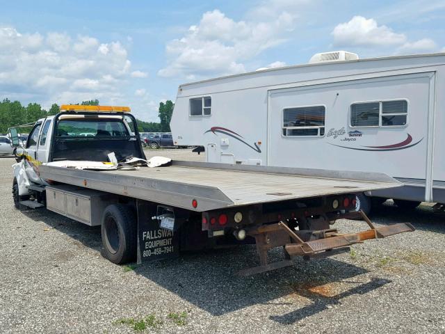 3FRNX65F86V368141 - 2006 FORD F650 SUPER WHITE photo 3