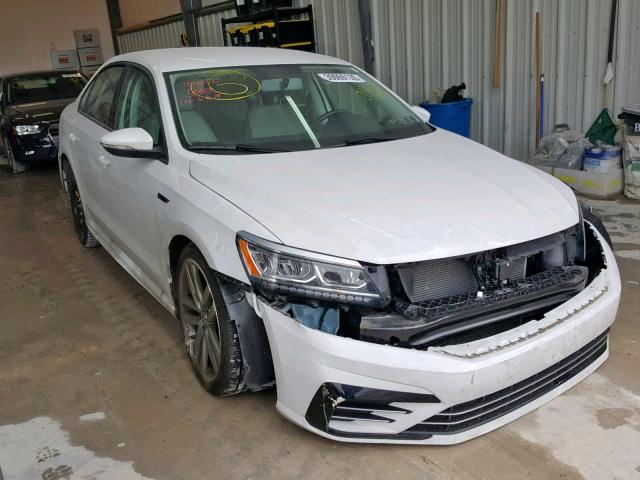 1VWAA7A32JC037700 - 2018 VOLKSWAGEN PASSAT S WHITE photo 1