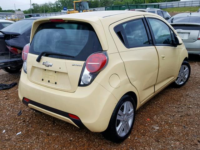 KL8CB6S94DC556346 - 2013 CHEVROLET SPARK LS YELLOW photo 4