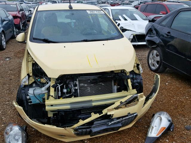 KL8CB6S94DC556346 - 2013 CHEVROLET SPARK LS YELLOW photo 7