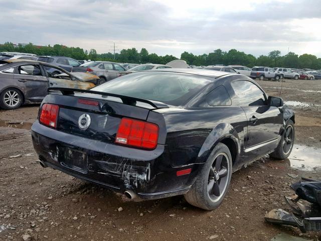 1ZVHT82H185163019 - 2008 FORD MUSTANG GT BLACK photo 4