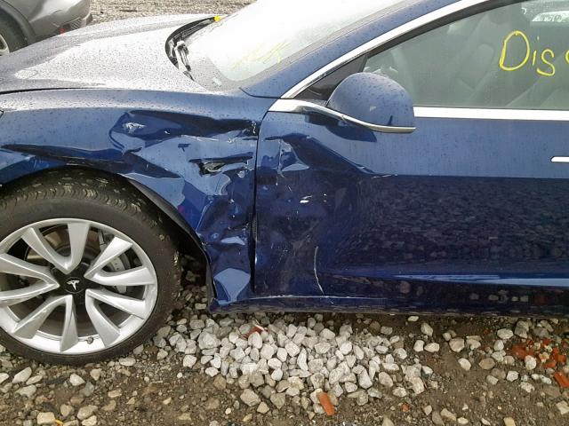 5YJ3E1EA5JF018311 - 2018 TESLA MODEL 3 BLUE photo 9