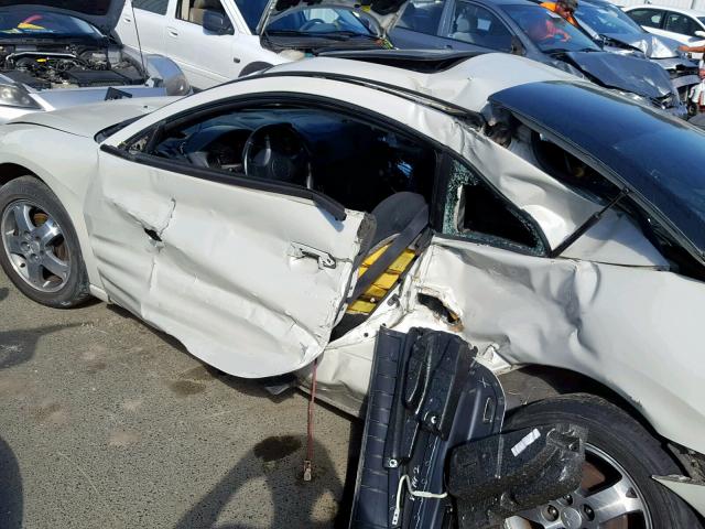 4A3AC44G63E065708 - 2003 MITSUBISHI ECLIPSE GS WHITE photo 9