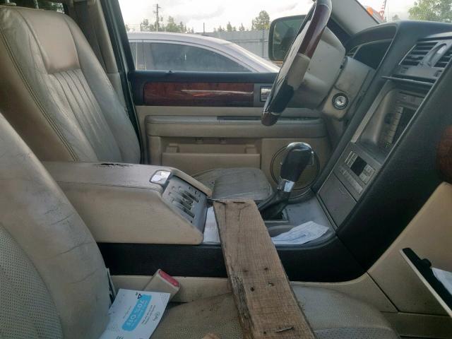 5LMFU28R73LJ21598 - 2003 LINCOLN NAVIGATOR 银色 照片 5