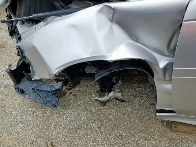 2G2WR524751318775 - 2005 PONTIAC GRAND PRIX SILVER photo 9