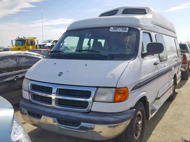 2B6LB31Z22K104596 - 2002 DODGE RAM VAN B3 WHITE photo 2