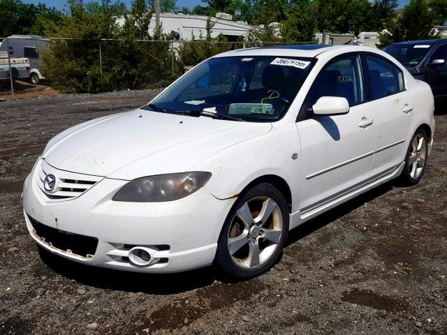 JM1BK323241126324 - 2004 MAZDA 3 S WHITE photo 2