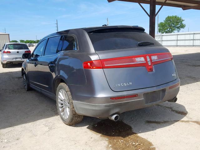 2LMHJ5FR4ABJ11573 - 2010 LINCOLN MKT GRAY photo 3