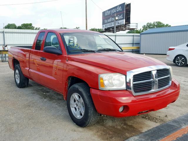 1D7HE42K76S665989 - 2006 DODGE DAKOTA SLT RED photo 1