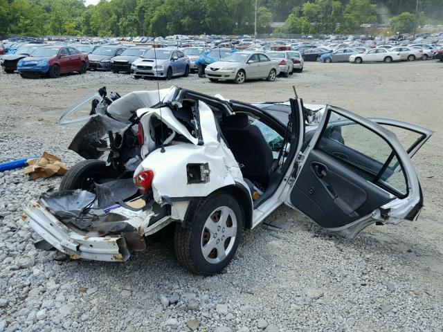 1G1JF52F347209904 - 2004 CHEVROLET CAVALIER L WHITE photo 4