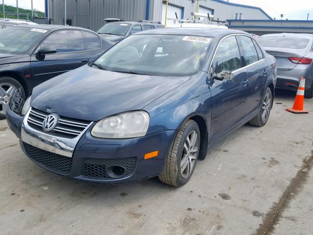 3VWDT71K56M690784 - 2006 VOLKSWAGEN JETTA TDI BLUE photo 2