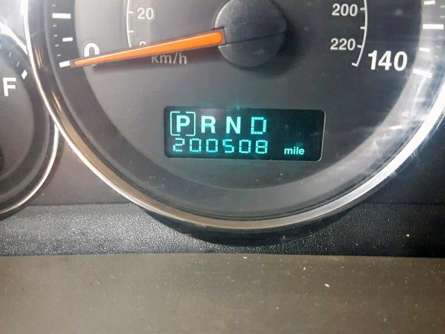 1J8HG48K77C643619 - 2007 JEEP COMMANDER TAN photo 8