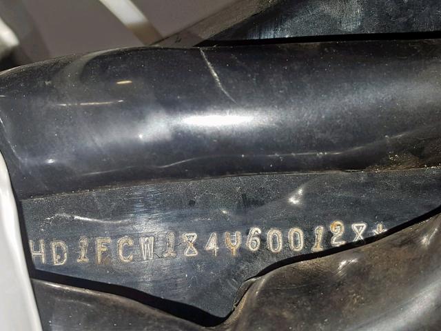 1HD1FCW184Y600128 - 2004 HARLEY-DAVIDSON FLHTCUI WHITE photo 20