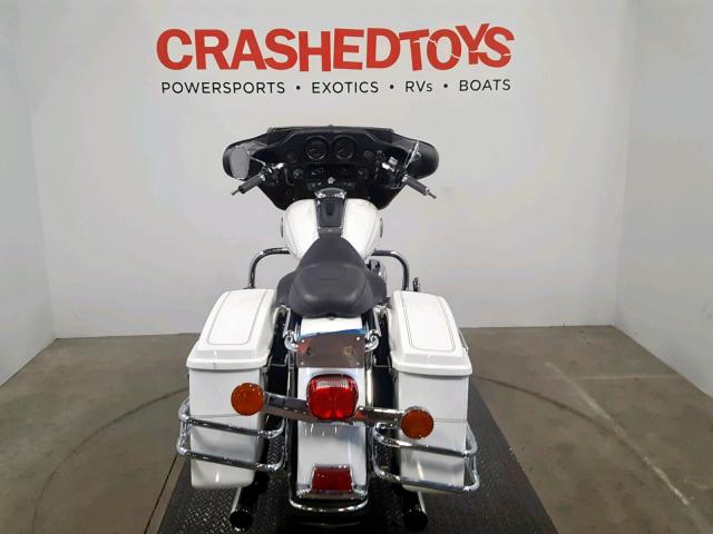 1HD1FCW184Y600128 - 2004 HARLEY-DAVIDSON FLHTCUI WHITE photo 4