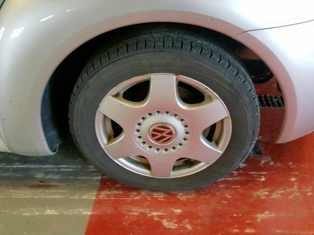 3VWCC21CXXM460750 - 1999 VOLKSWAGEN NEW BEETLE SILVER photo 9